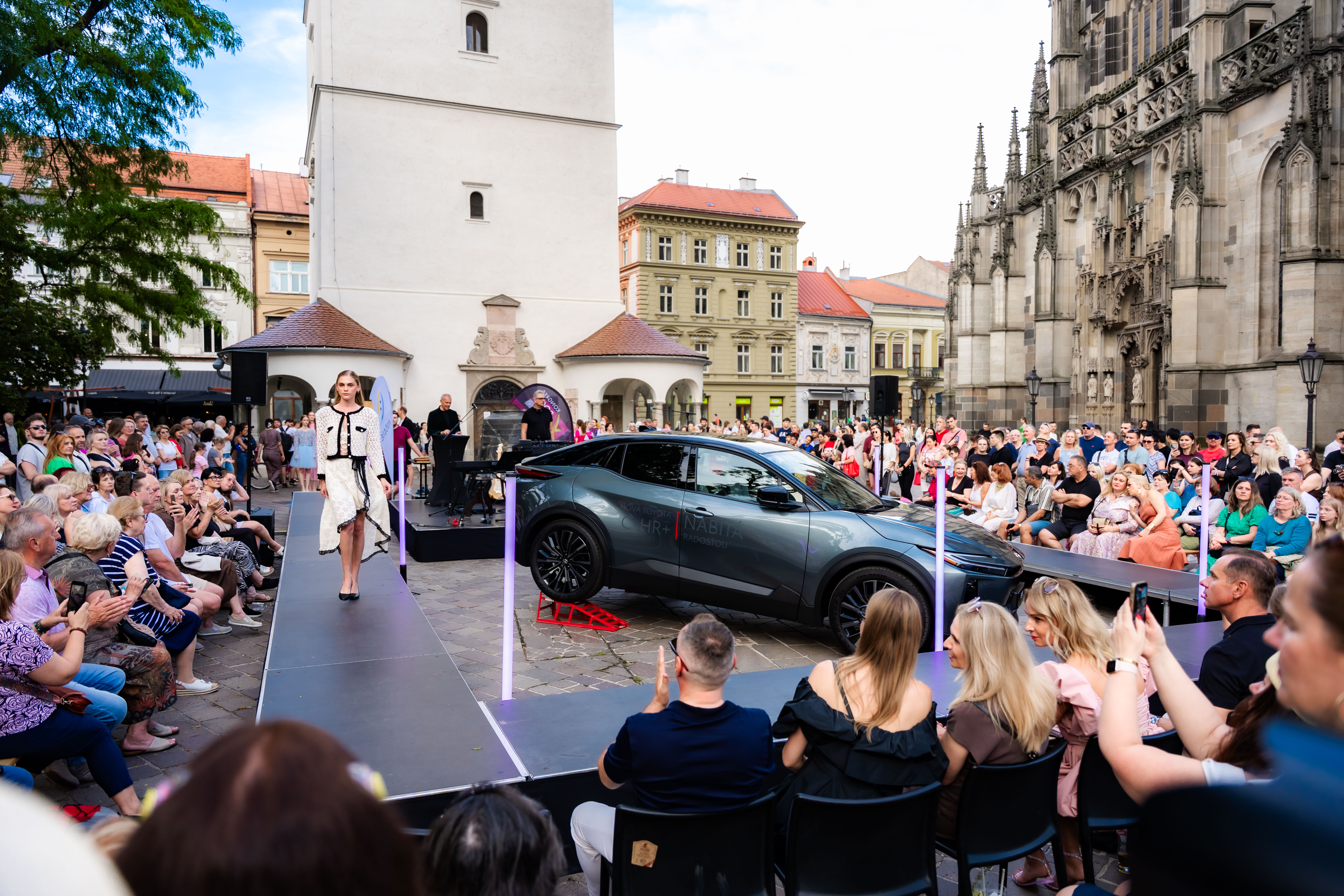 Spirit Fashion Meets - otvorenie kulturne leto Mesta Kosice-1-71
